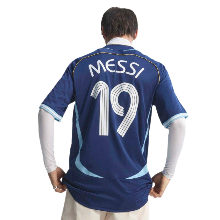 camiseta-adidas-argentina-afa-edicion-especial-mundial-2026-messi-dark-blue-1
