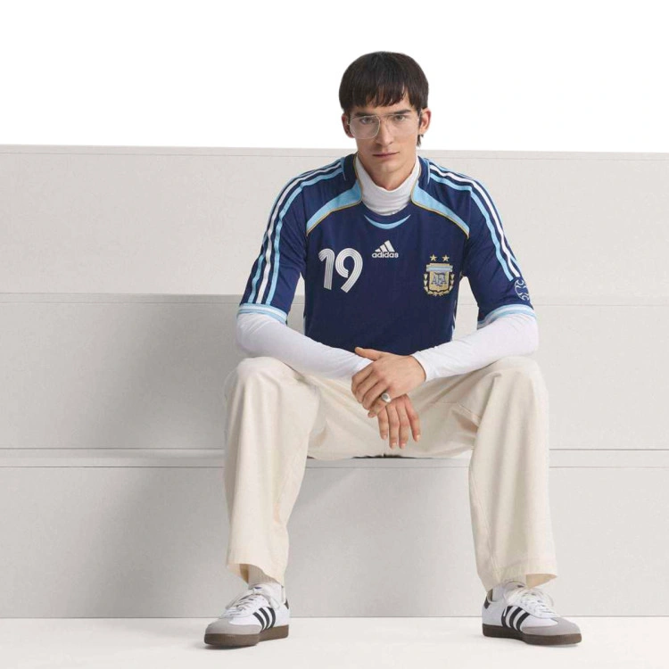 camiseta-adidas-argentina-afa-edicion-especial-mundial-2026-messi-dark-blue-6