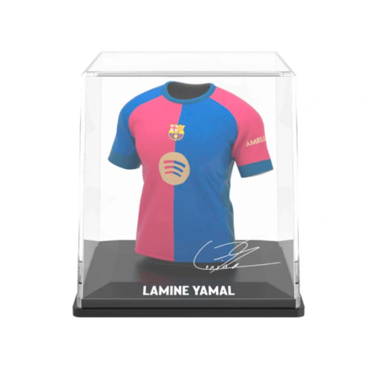 fc-barcelona-vitrina-camiseta-fcb-lamine-yamal-2024-2025-2