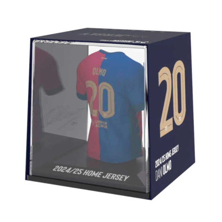 fc-barcelona-vitrina-camiseta-fcb-dani-olmo-2024-2025-1