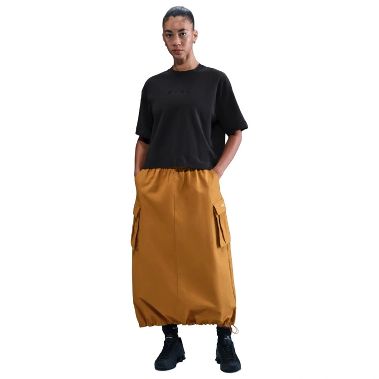 camiseta-nike-sportswear-boxy-mujer-black-4