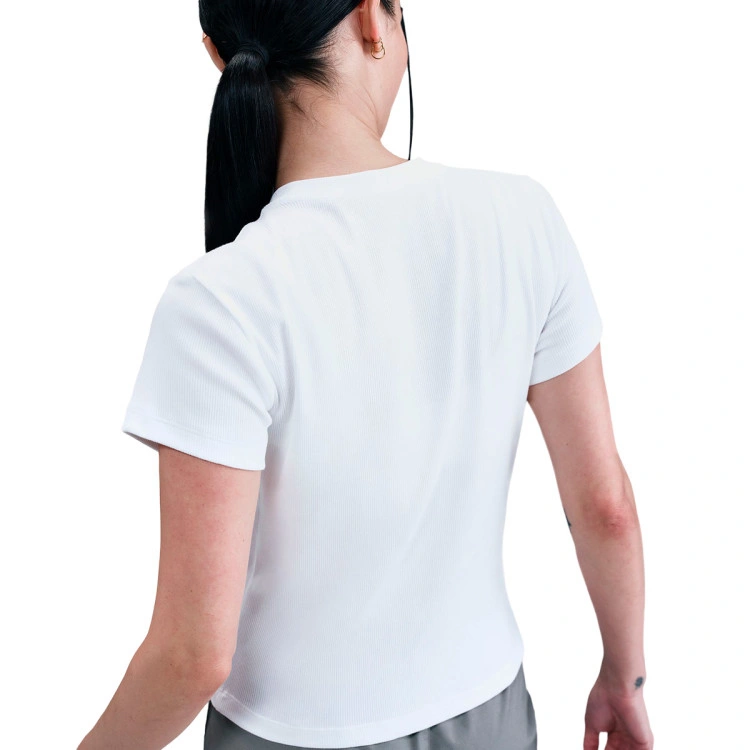 camiseta-nike-sportswear-tight-mujer-white-3