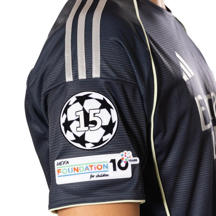 camiseta-adidas-real-madrid-segunda-equipacion-2025-2026-mbappe-navy-4