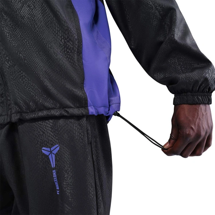 chaqueta-nike-fc-barcelona-fanswear-x-kobe-2025-2026-black-persian-violet-5