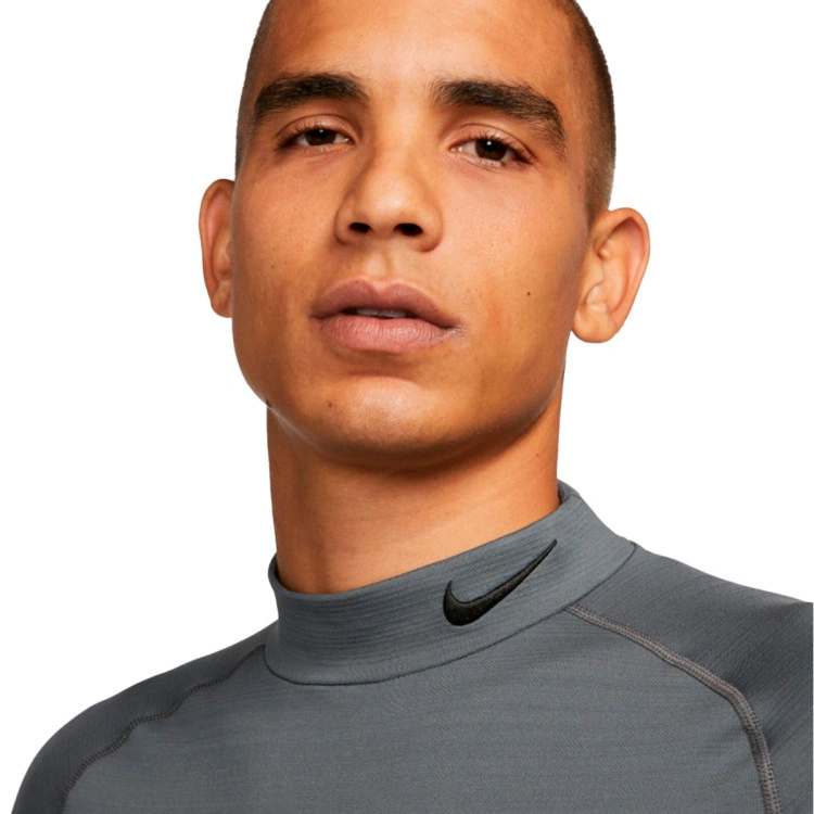 camiseta-nike-camiseta-pro-warm-men-ls-mock-neck-gris-2