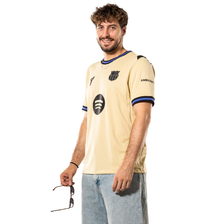 camiseta-nike-lamine-yamal-fc-barcelona-segunda-equipacion-x-kobe-2025-2026-gold-8