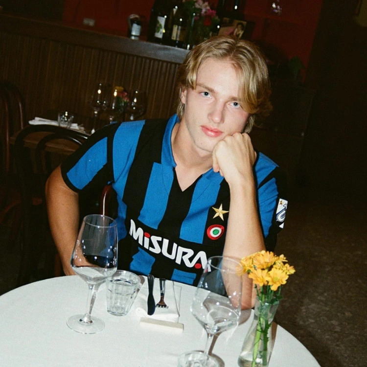 camiseta-copa-fc-internazionale-1982-83-retro-blue-6