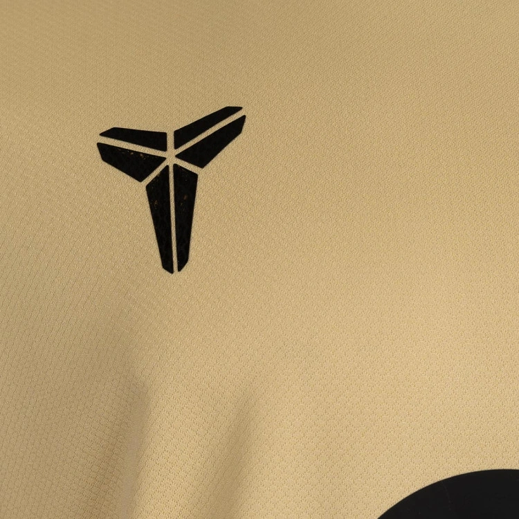 camiseta-nike-pedri-fc-barcelona-segunda-equipacion-x-kobe-2025-2026-gold-3