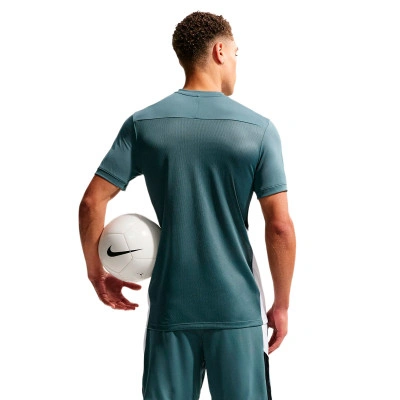 T-Shirt Academy 25