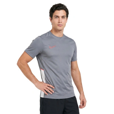 T-Shirt Academy 25