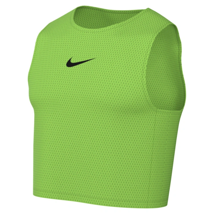 peto-nike-bib-26-action-green-0