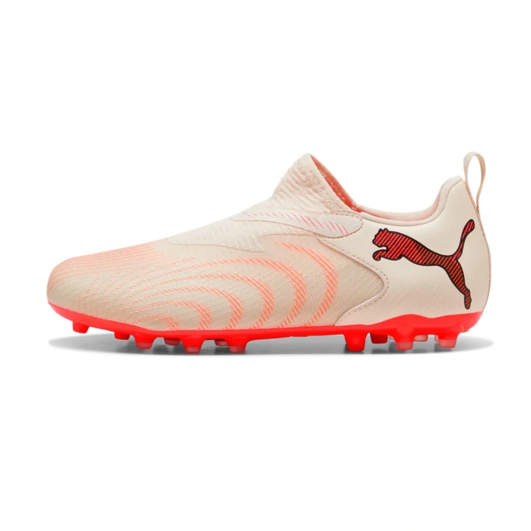 bota-puma-future-9-match-ll-mg-nino-sugared-almond-white-red-2