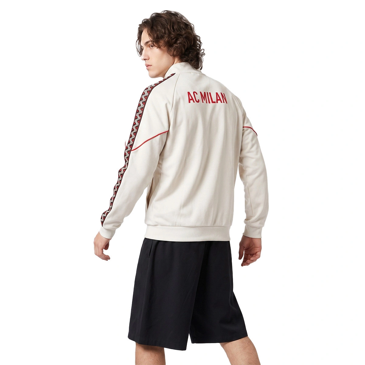 chaqueta-puma-ac-milan-pre-match-away-2026-2027-vapor-gray-for-all-time-red-1