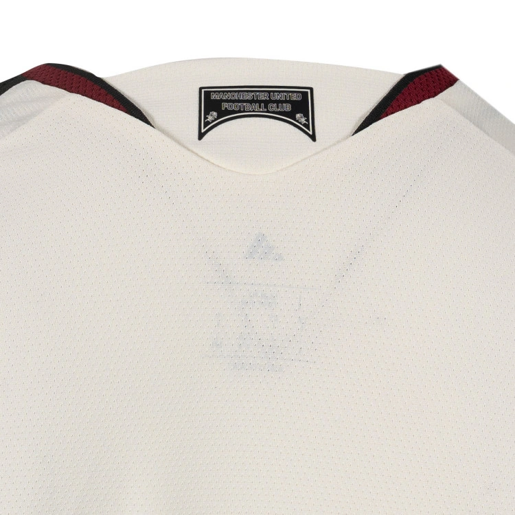 camiseta-adidas-manchester-united-tercera-equipacion-authentic-2026-2027-ivory-6