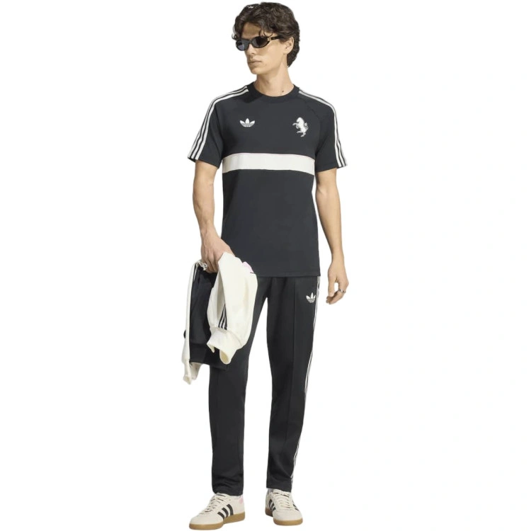 camiseta-adidas-juventus-fanswear-2026-2027-black-4
