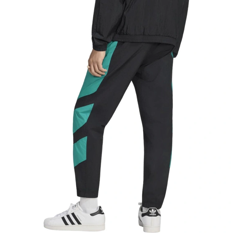 pantalon-largo-adidas-liverpool-fc-fanswear-2026-2027-black-equipment-green-1