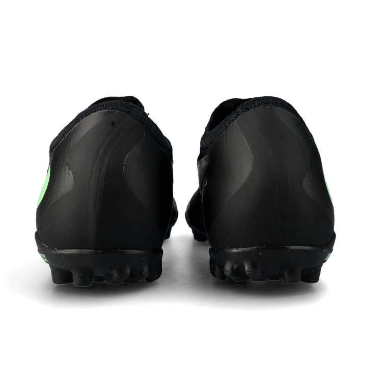 bota-nike-phantom-6-low-pro-turf-negro-4