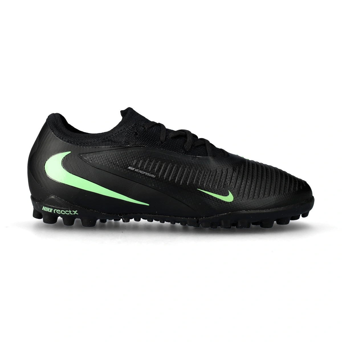 bota-nike-phantom-6-low-pro-turf-negro-1