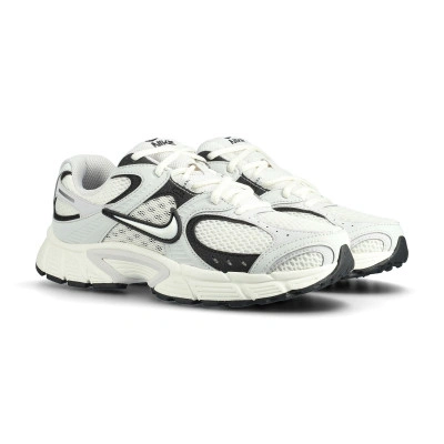 Baskets Nike V5 Rnr Nbk