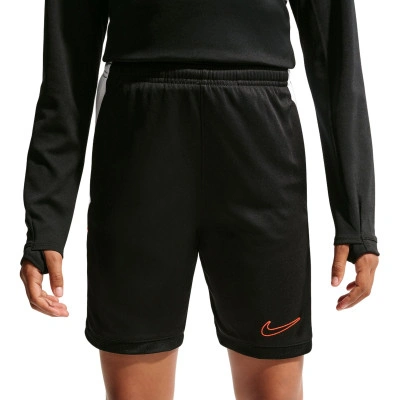 Short Academy 25 Niño