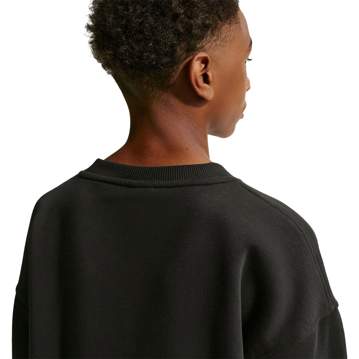 sudadera-nike-kylian-mbappe-club-fleece-black-metallic-gold-3