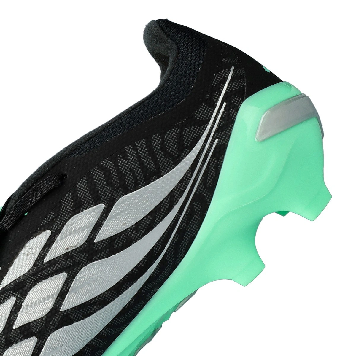 bota-adidas-predator-league-ft-fg-core-black-silver-metallic-pulse-mint-7