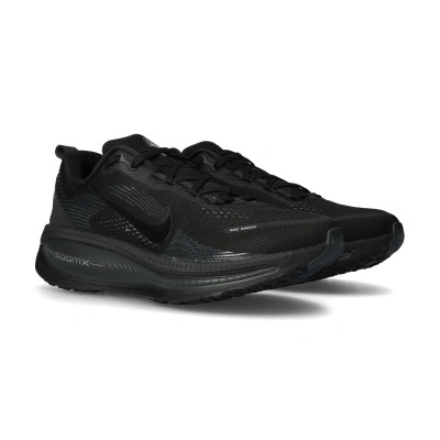 Chaussures Vomero 18