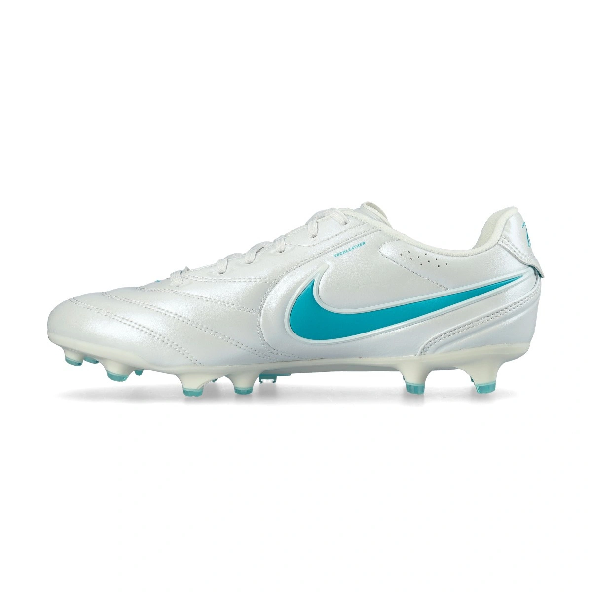 bota-nike-tiempo-ligera-pro-fg-blanco-2