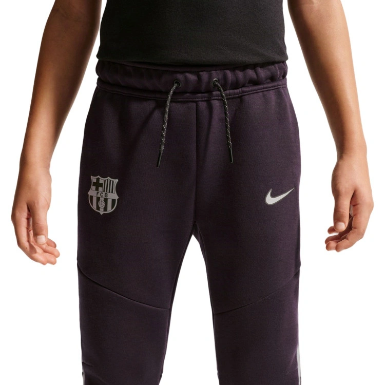 pantalon-largo-nike-fc-barcelona-fanswear-2026-2027-nino-burgundy-ash-reflective-silv-0