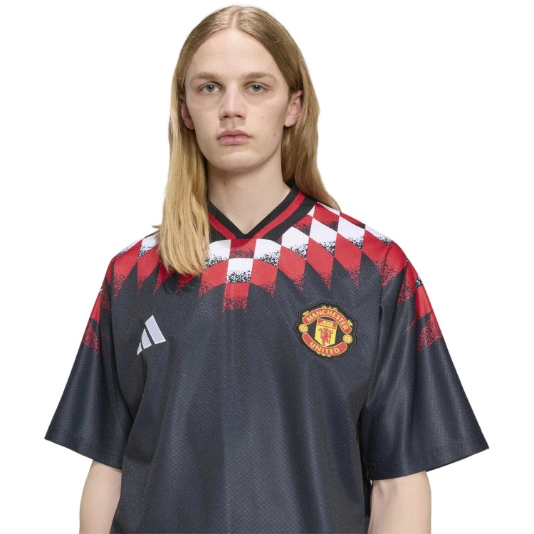 camiseta-adidas-manchester-united-fanswear-2026-2027-black-black-2