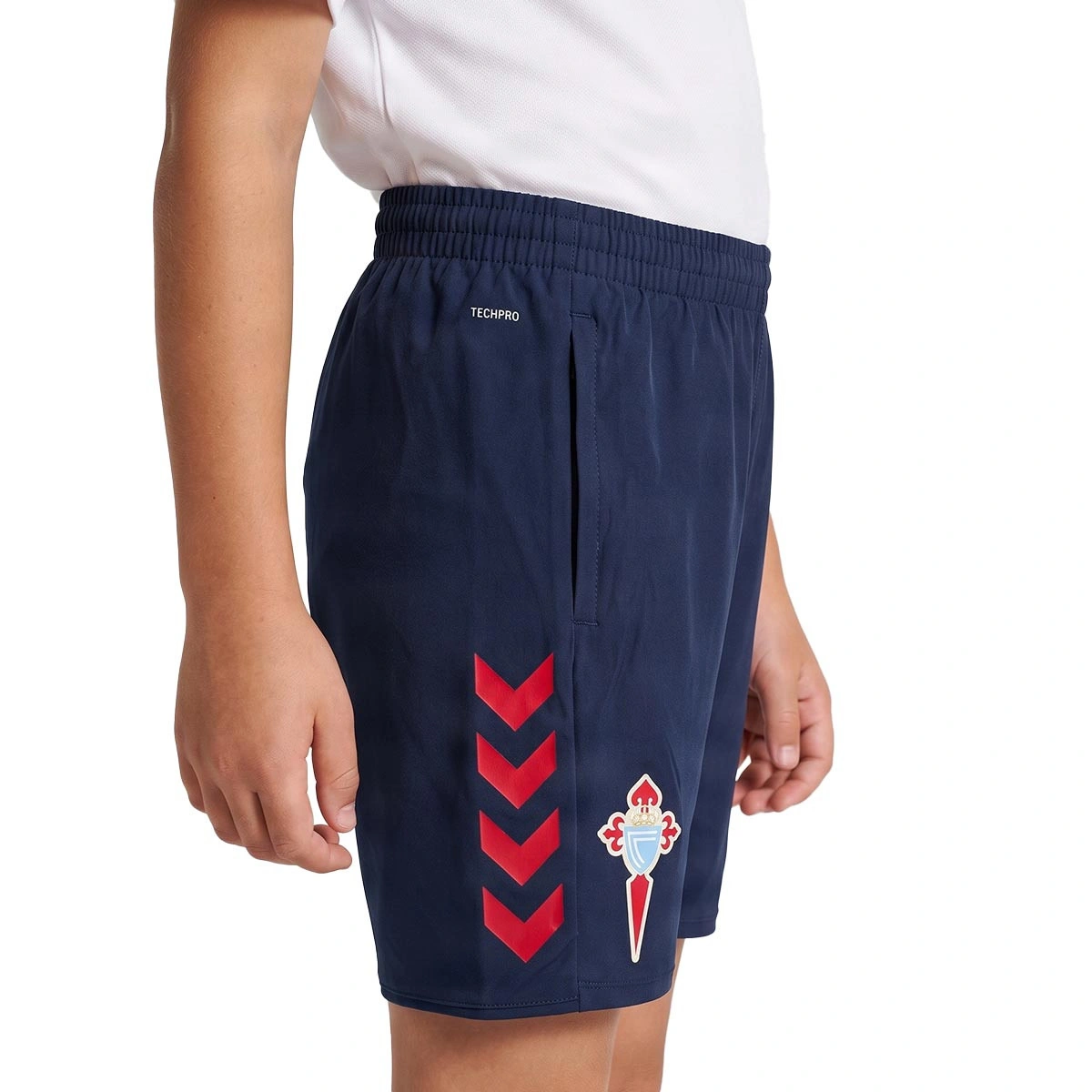 pantalon-corto-hummel-celta-de-vigo-training-2026-2027-nino-azul-1