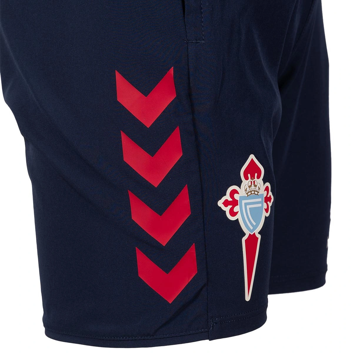 pantalon-corto-hummel-celta-de-vigo-training-2026-2027-nino-azul-3