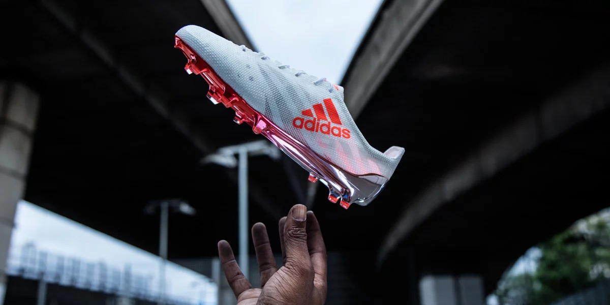 post card _99g_levitate_social_01b.webp