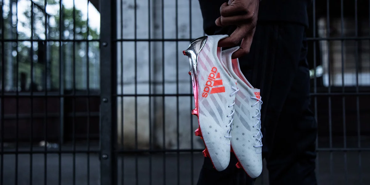 post card _99g_levitate_social_04b.webp