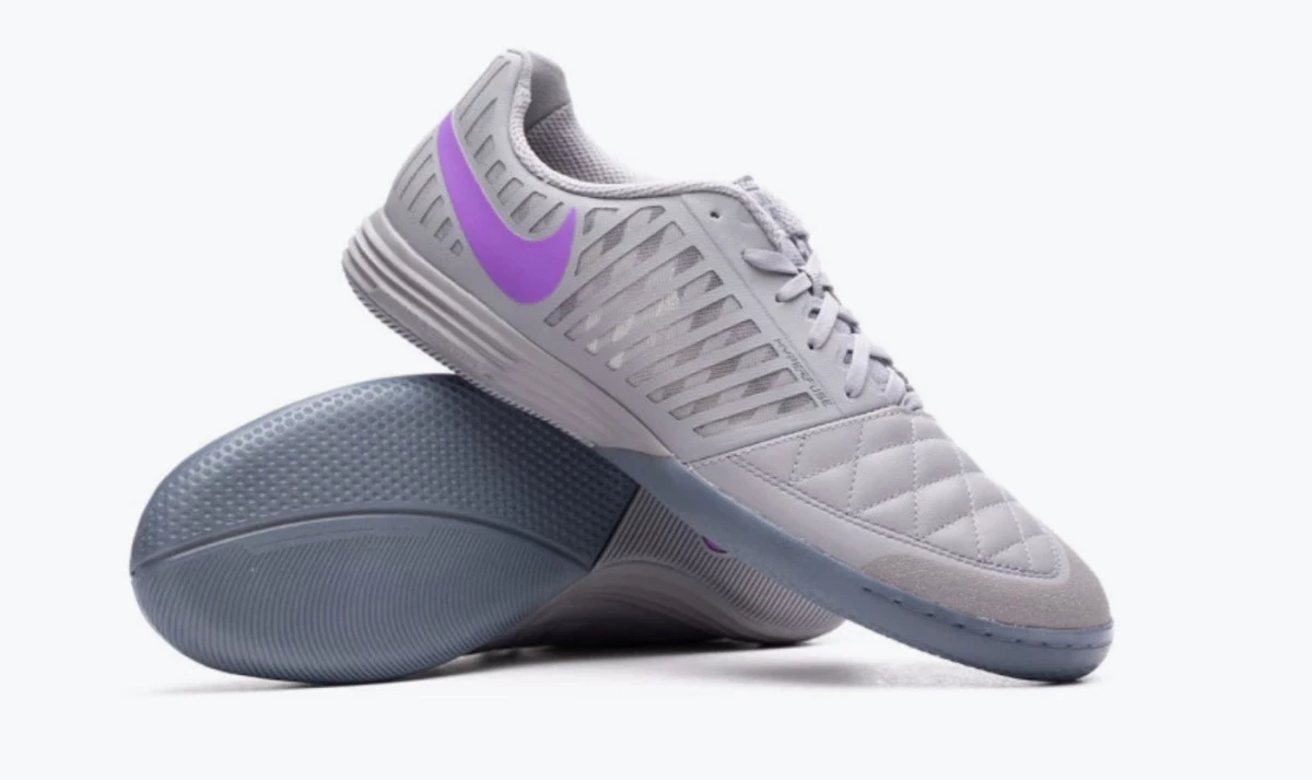 post card post-suelas-de-botas-de-futbol-salajpeg28.webp