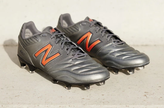 post card post-top-botas-de-piel-nb-442jpeg19.webp