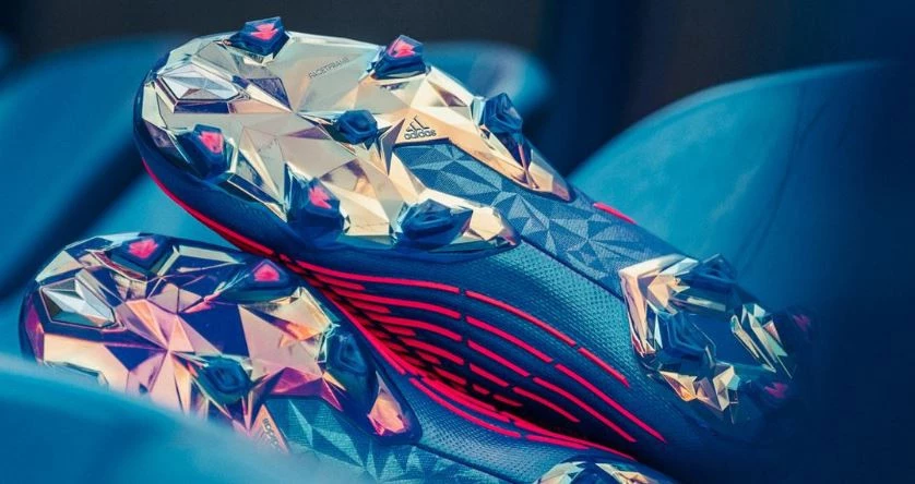 post card post-adidas-predator-historia-suela.webp