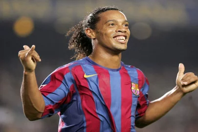 Ronaldinho-Honduras.webp