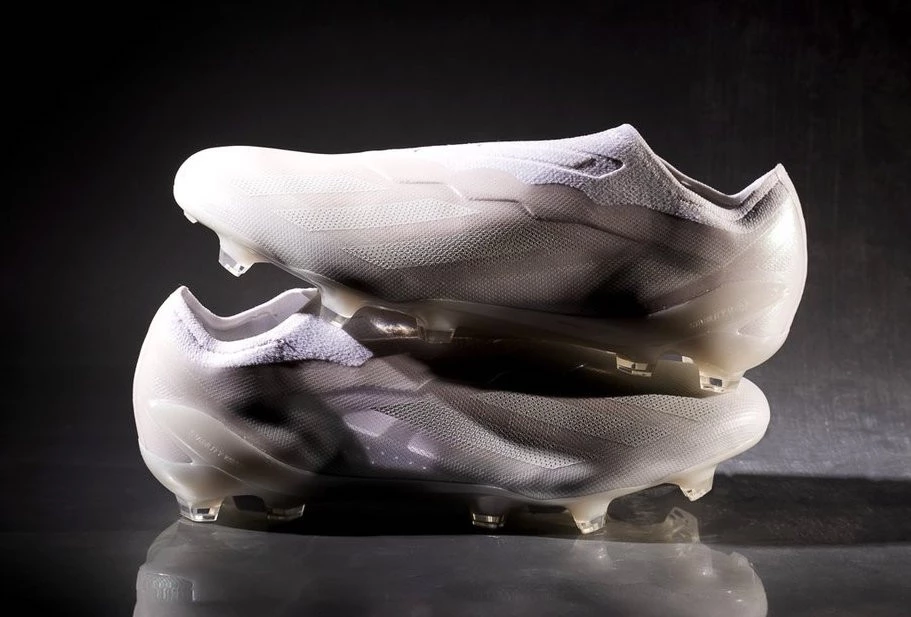 post card post-botas-para-extremos-adidas-x-jpeg22.webp