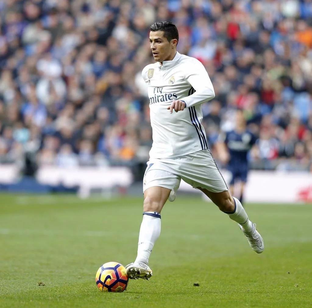 post card afiche-poster-o-adhesivo-cristiano-ronaldo-real-2017-2018-D_NQ_NP_997673-MCO26172245812_102017-F.webp