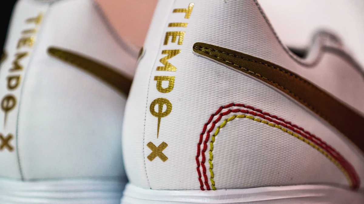 post card Post-Nike-R10-CityCollection-4.webp