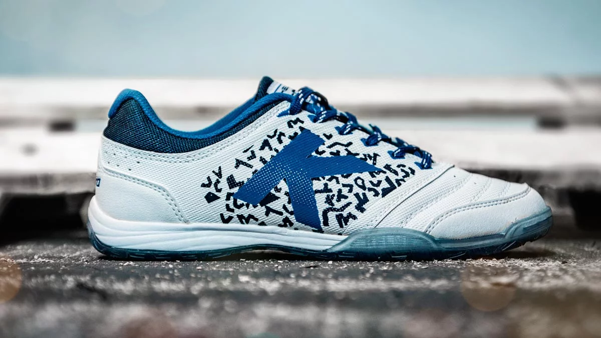 post card Post-Zapatillas-Kelme-Modernas-2.webp