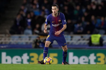 blog-botas-busquets-blackout-portada.webp