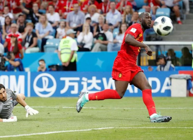 post card blog-romelu-lukaku-botas-puma.webp