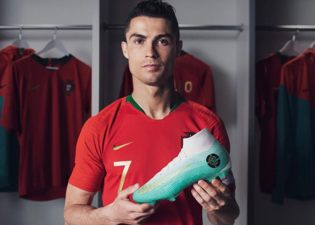 post card blog-botas-especiales-cr7.webp