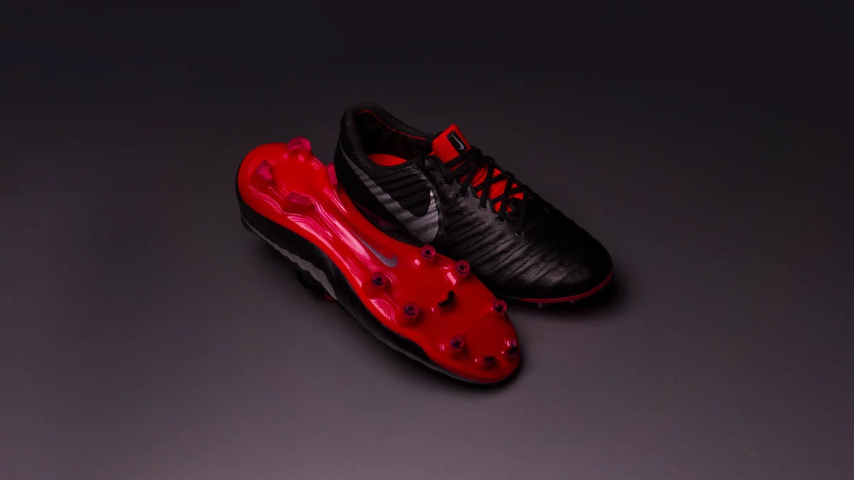 post card Post-Raised-On-Concrete-1.webp