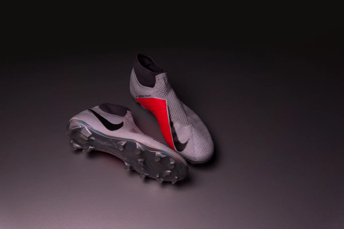 post card Post-Raised-On-Concrete-4.webp