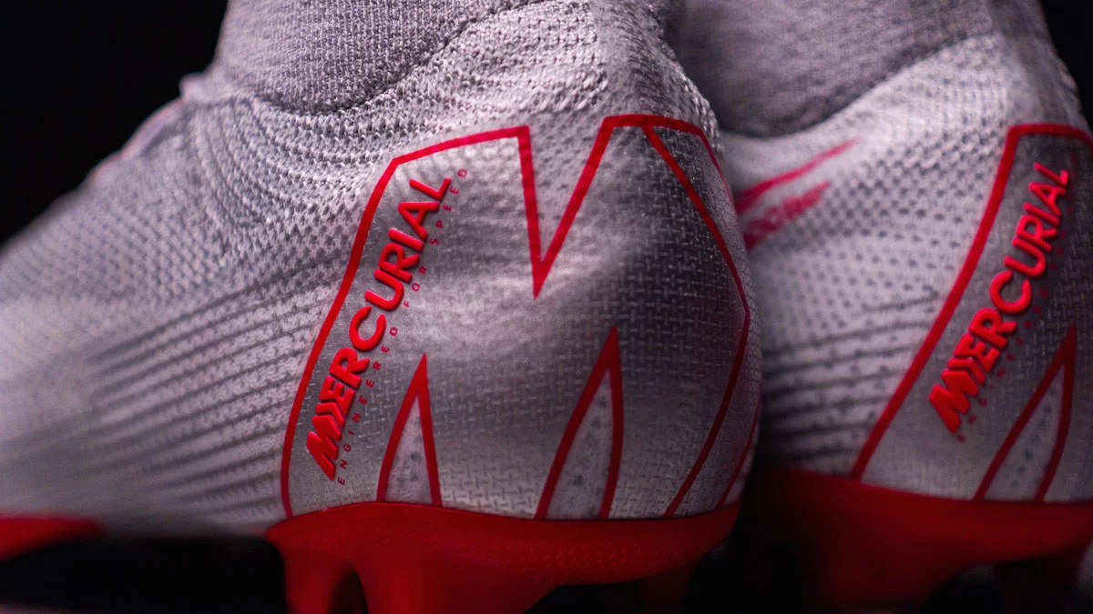 post card Post-Raised-On-Concrete-5.webp