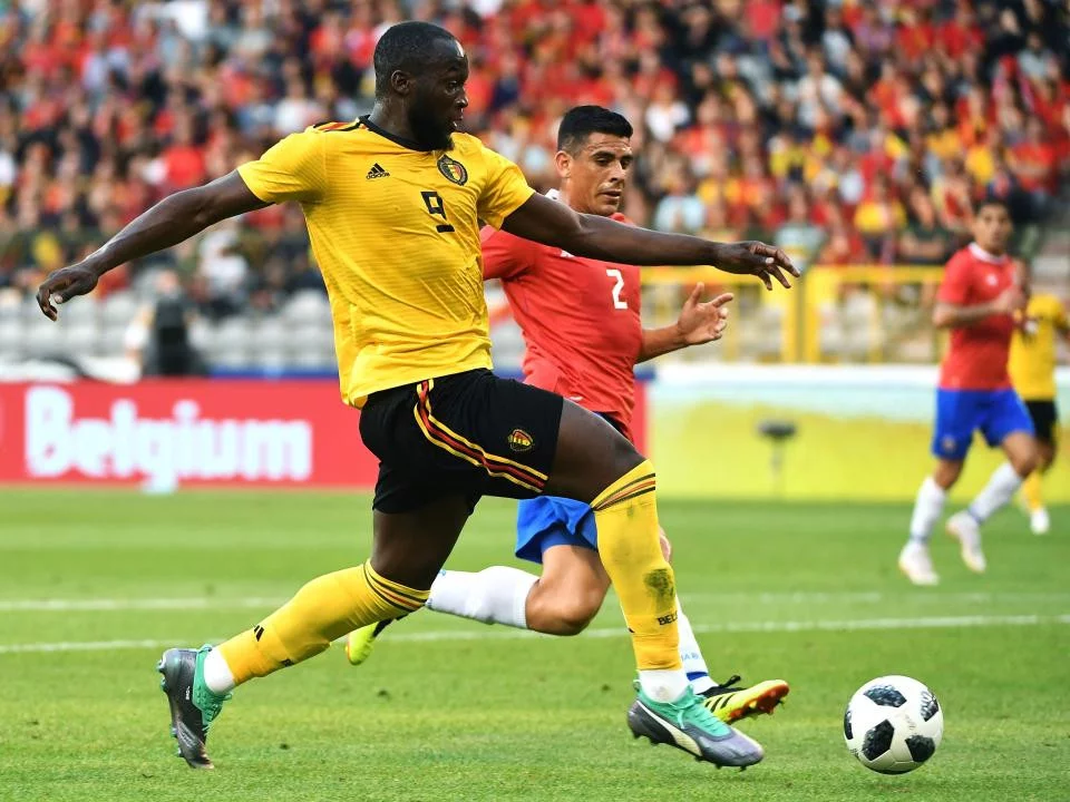 post card blog-botas-mundial-lukaku.webp