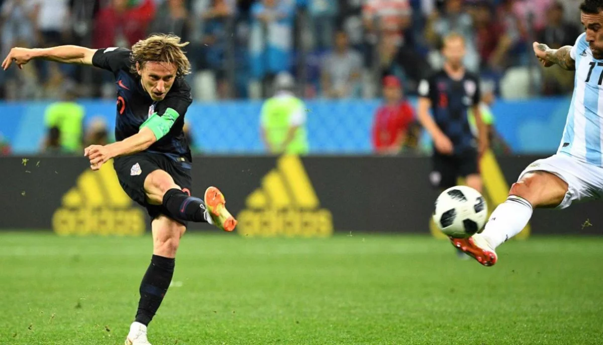 post card blog-botas-mundial-modric.webp
